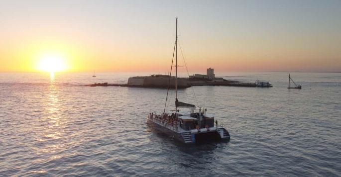 Puesta de sol en Sancti Petri